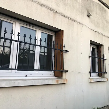 Appartement Vitry Apartman *